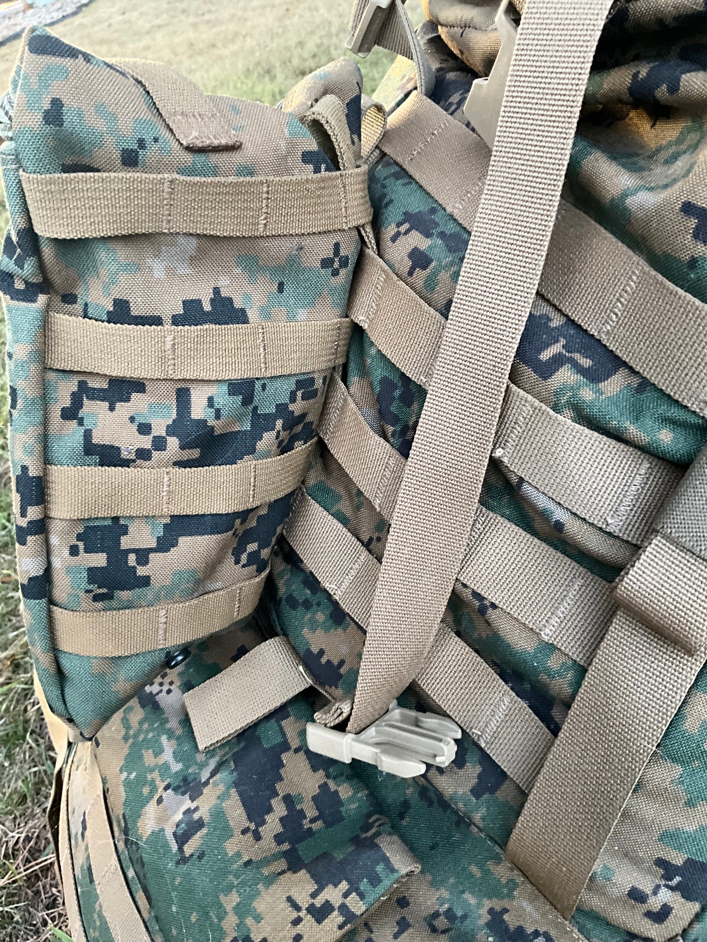 MOLLE Compatible Accessory Pouch